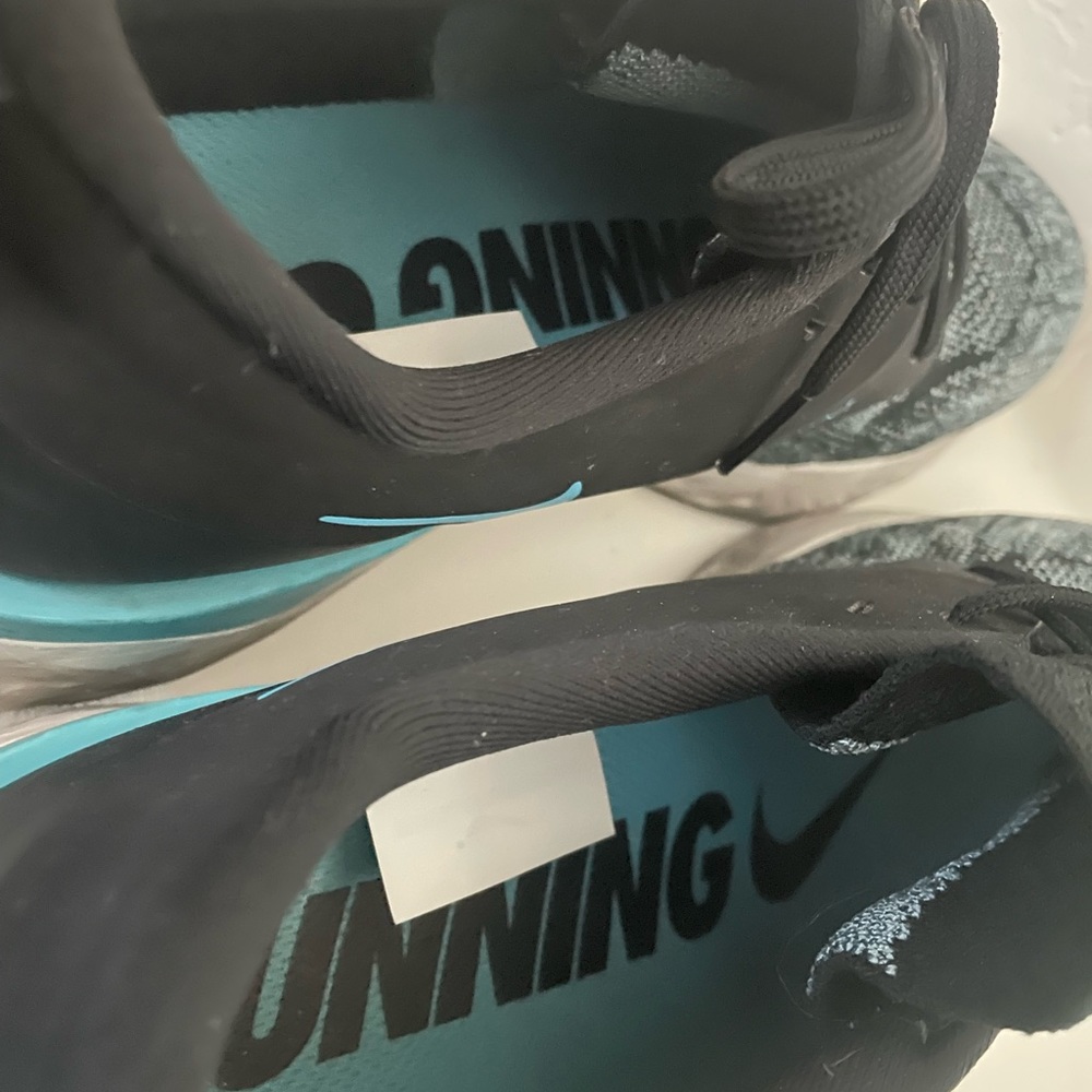 Nike Epic Flyknit Odyssey React Shoes - image 3